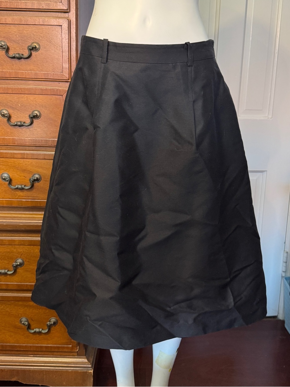 C Wonder Black A-Line Midi Skirt Pleated Office Career Minimalist Size 4 Silk